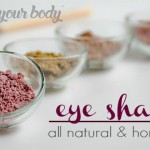 How fun is this? All natural homemade eye shadow! Never thought it would be so easy to make. Click here for four color recipes.