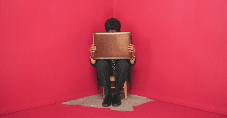 Want some good posture tips? Check out this comprehensive article on the basics of sitting. Improve your posture and reduce back pain. Super important stuff.