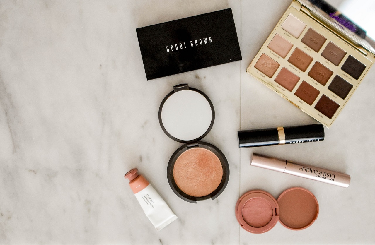 clean makeup brands featured